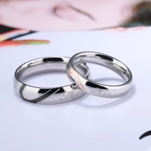 2pcs Heart Shaped Couple Rings